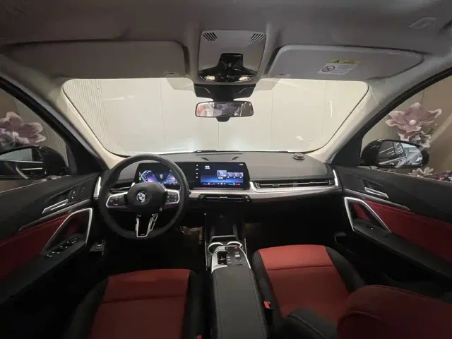 BMW X1 — Фото автомобиля 12