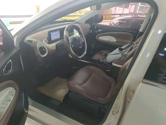 Wuling Bingo — Фото автомобиля 15