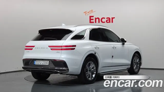 Genesis GV70 — Фото автомобиля 2