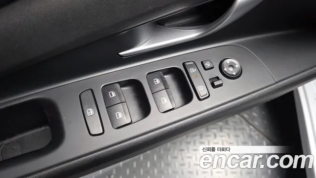Hyundai Avante — Фото автомобиля 29