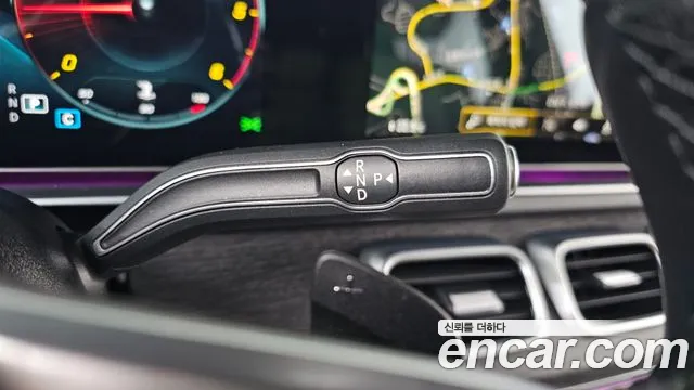 Mercedes-Benz GLS-Class — Фото автомобиля 9