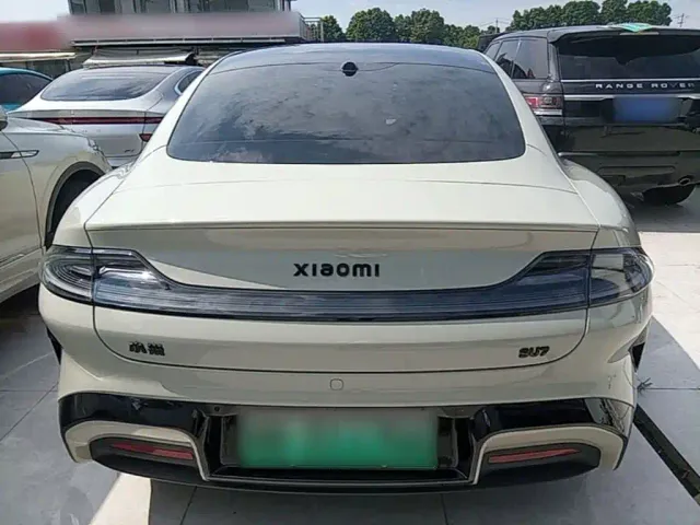 Xiaomi SU7 — Фото автомобиля 5