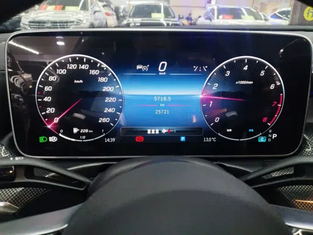 Mercedes-Benz C-Class — Фото автомобиля 11