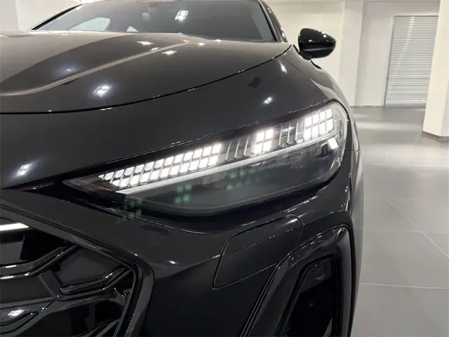 Audi A5L — Фото автомобиля 12
