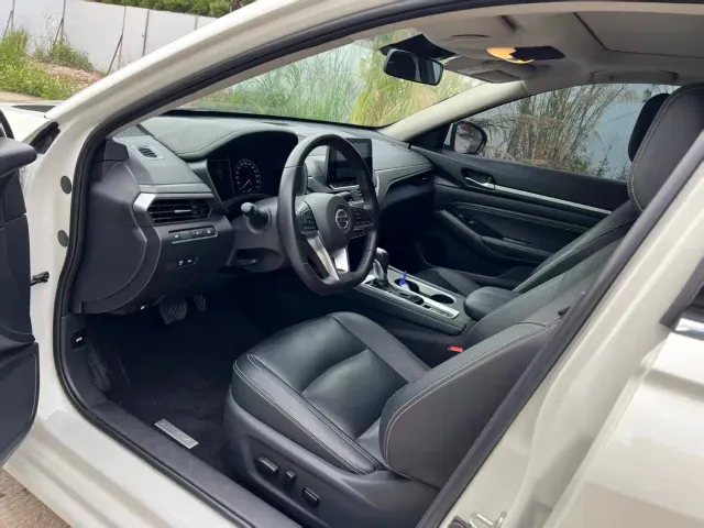 Nissan Teana — Фото автомобиля 5