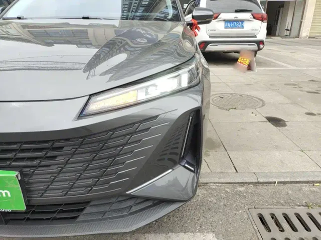Changan Lamore — Фото автомобиля 17