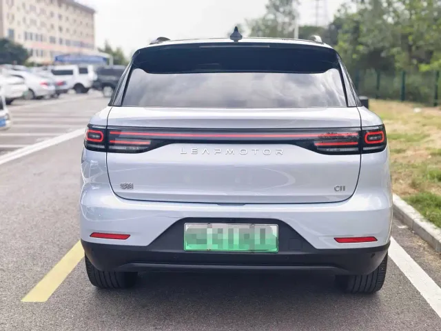 Leapmotor C11 — Фото автомобиля 15