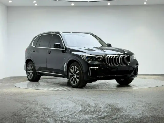 BMW X5 — Фото автомобиля 3
