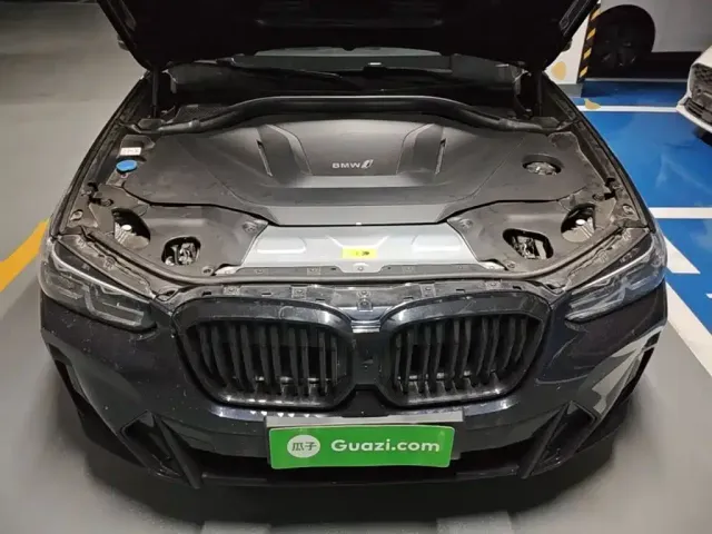 BMW iX3 — Фото автомобиля 19