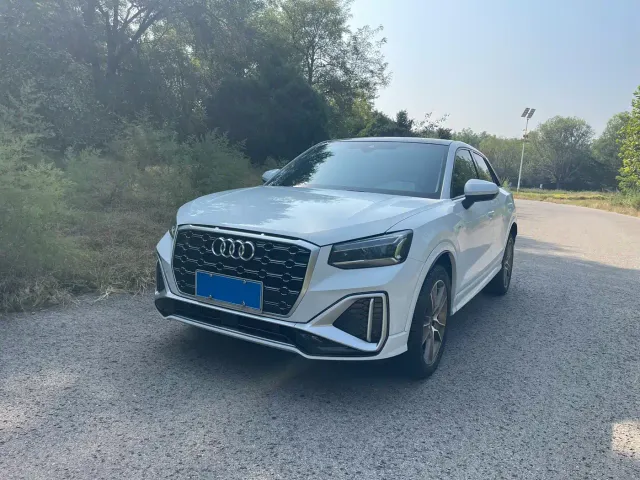 Фотография автомобиля — Audi Q2L