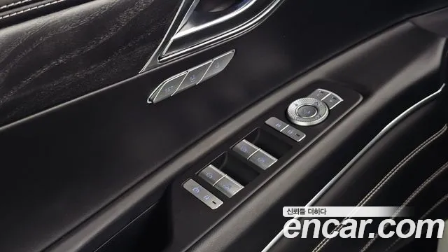 Genesis GV80 — Фото автомобиля 24