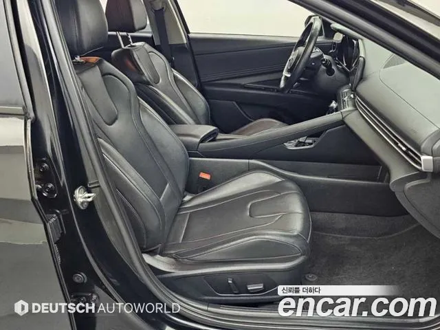Hyundai Avante CN7 — Фото автомобиля 10