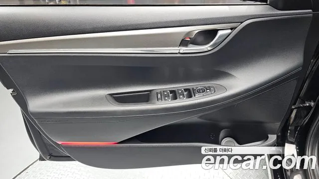 Hyundai Grandeur Grandeur (New) Hybrid — Фото автомобиля 13