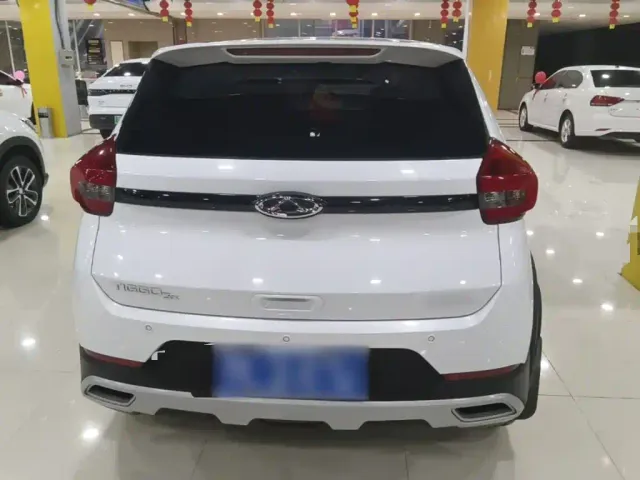 Chery Tiggo 3x 2024 1.5L CVT Excellence — Фото автомобиля 5