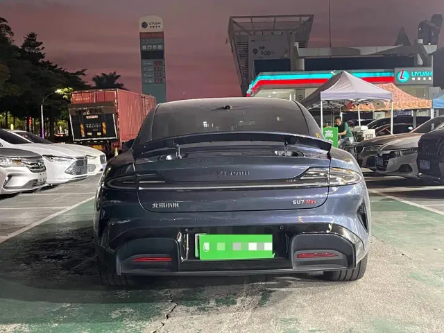 Xiaomi SU7 — Фото автомобиля 6
