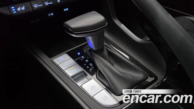 Hyundai Avante CN7 — Фото автомобиля 12