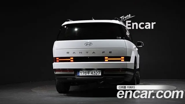 Hyundai Santafe — Фото автомобиля 4
