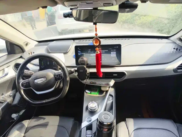Geely Geometry Geely Geometry A 2022 Model Pro 430KM Travel Edition — Фото автомобиля 11