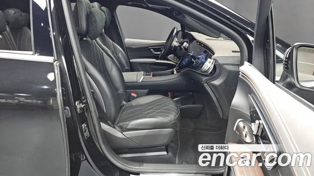 Mercedes-Benz EQS — Фото автомобиля 24