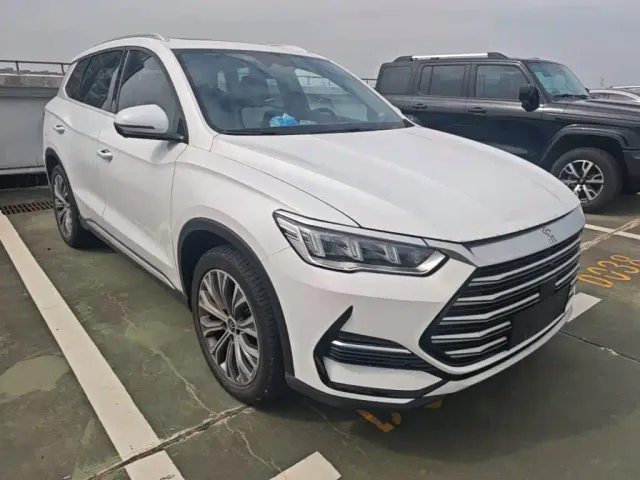 BYD Song Pro — Фото автомобиля 3