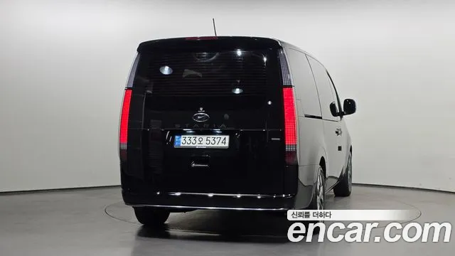 Hyundai Staria Staria 4WD Lounge 9 мест — Фото автомобиля 4