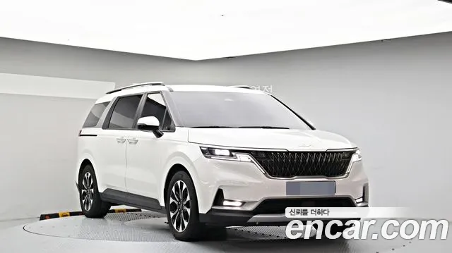 Kia Carnival 4th Gen — Фото автомобиля 3