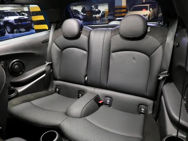 MINI Hatch — Фото автомобиля 10