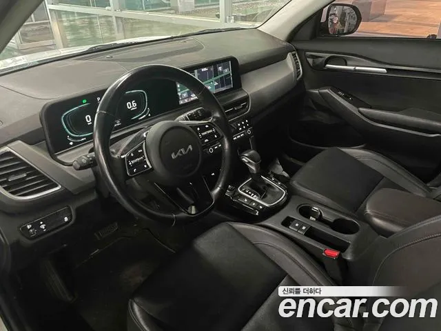 Kia Seltos New — Фото автомобиля 3