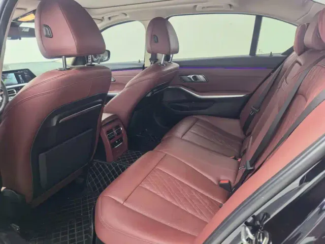 BMW 3 Series — Фото автомобиля 6