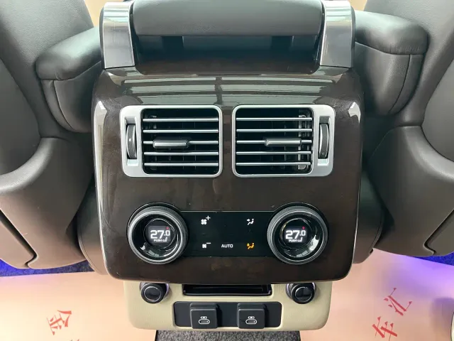 Land Rover Range Rover — Фото автомобиля 14