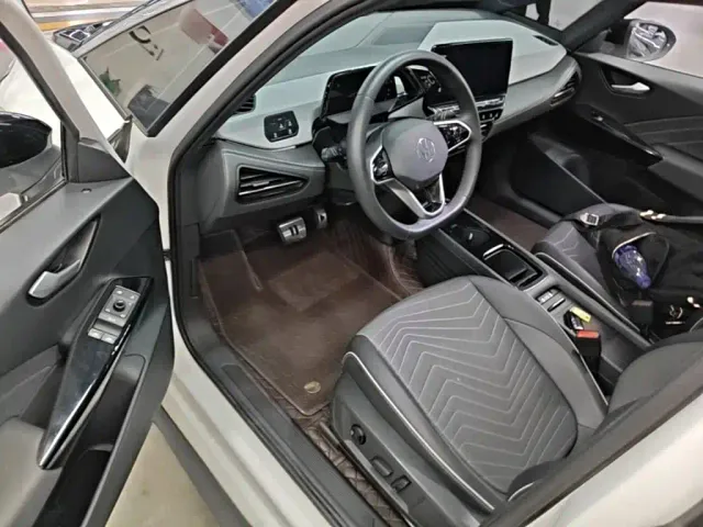 Volkswagen ID.3 — Фото автомобиля 15