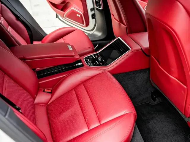 Porsche Panamera — Фото автомобиля 6