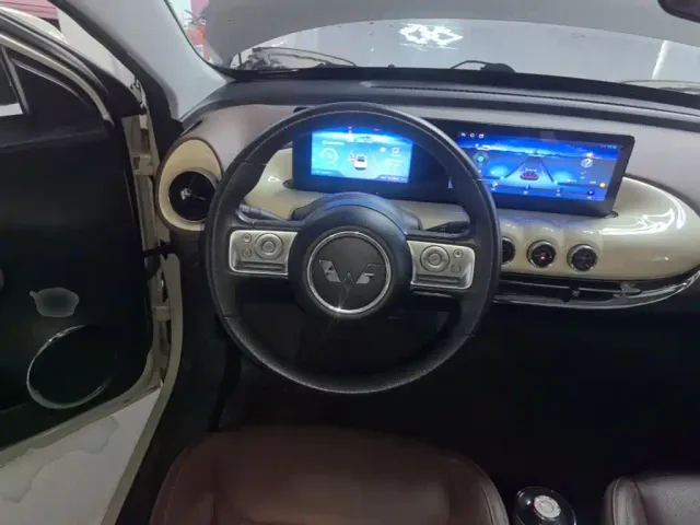 Wuling Bingo — Фото автомобиля 10