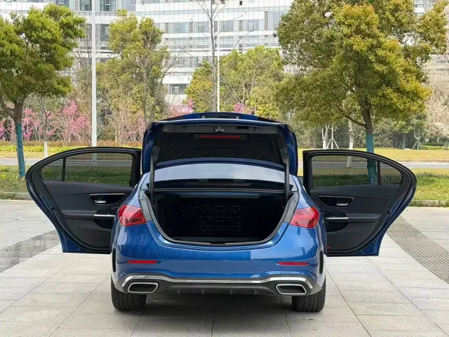 Mercedes-Benz C-Class — Фото автомобиля 14