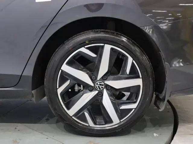 Volkswagen Lamando — Фото автомобиля 21