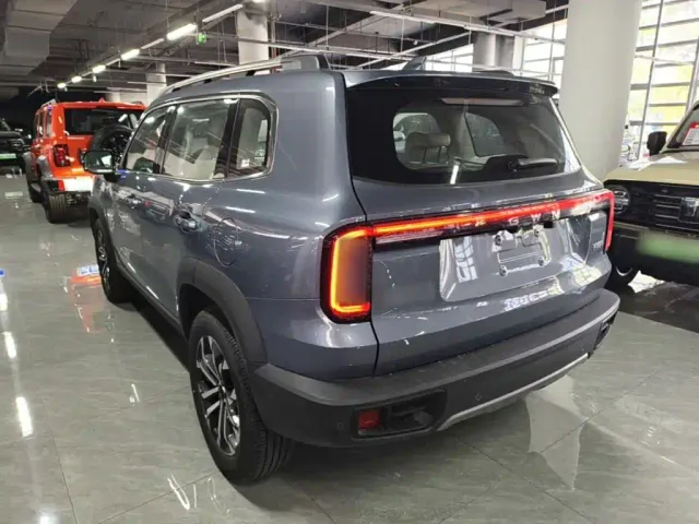 Haval Big Dog — Фото автомобиля 4