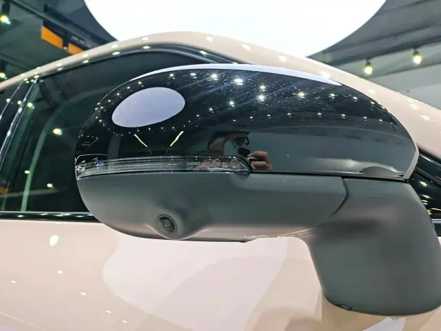 Leapmotor A10 — Фото автомобиля 9