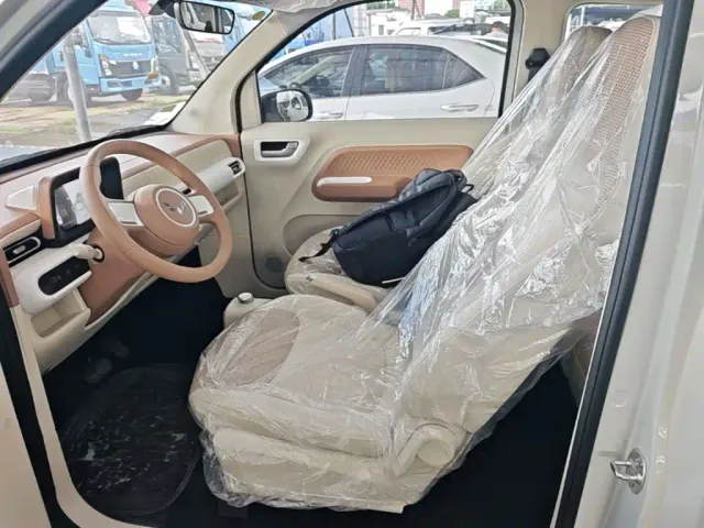 Wuling Hongguang Mini EV — Фото автомобиля 14