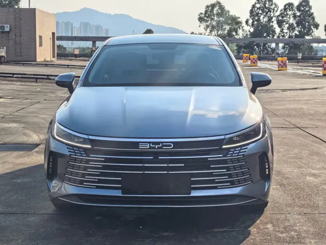 BYD Destroyer 05 — Фото автомобиля 2