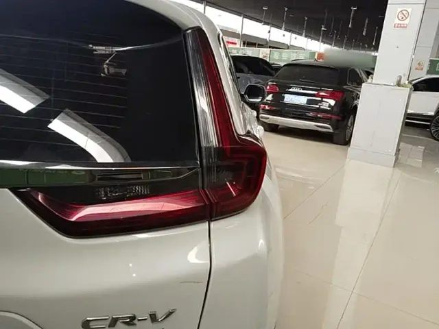 Honda CR-V — Фото автомобиля 7