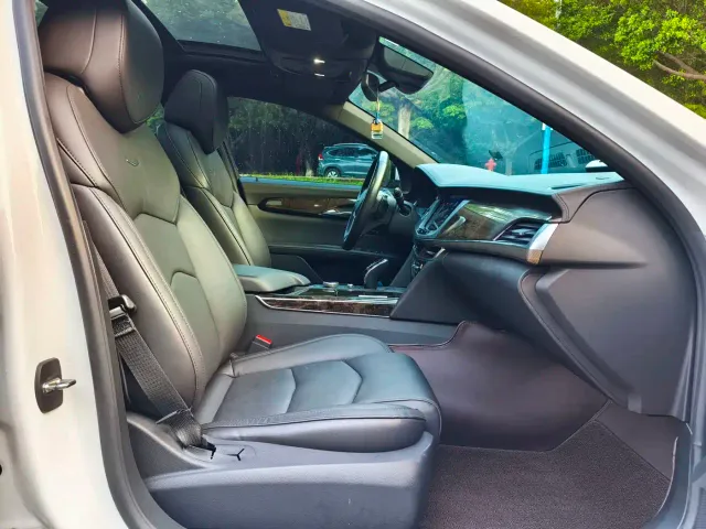 Cadillac CT6 — Фото автомобиля 7