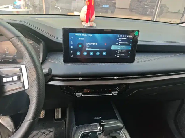 Wuling Jiachen — Фото автомобиля 12