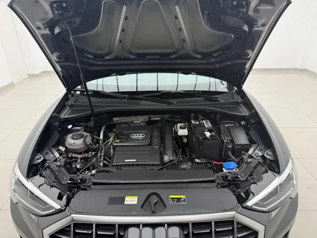 Audi Q3 — Фото автомобиля 10