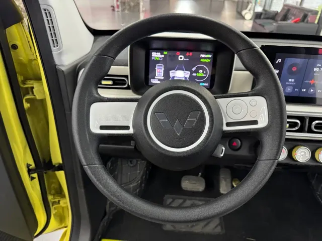 Wuling Hongguang Mini EV — Фото автомобиля 14