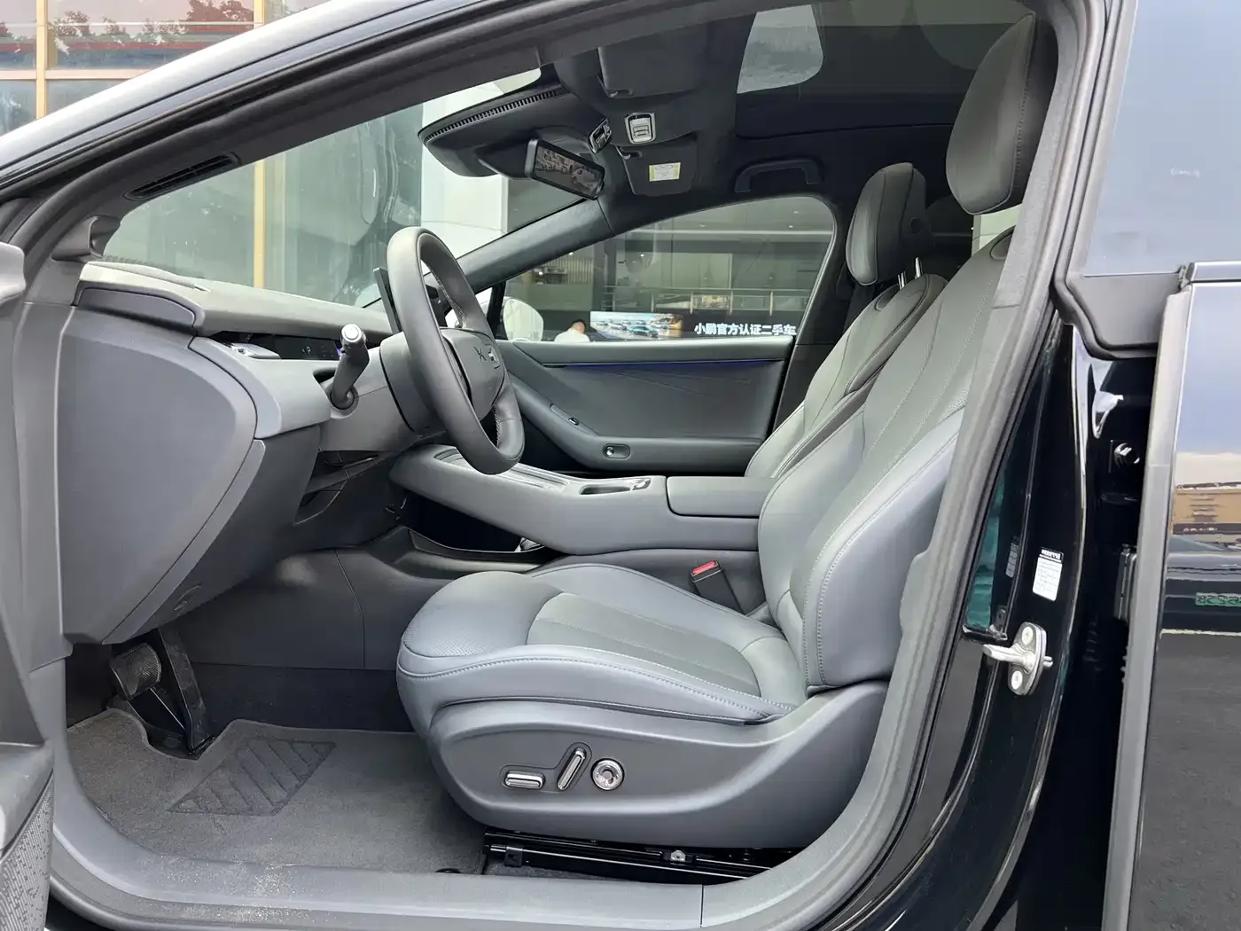 XPeng XPeng P7+ 2025 Extended Range — Фото автомобиля 10