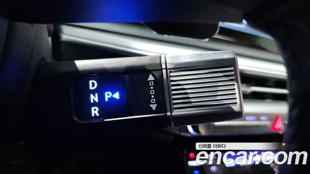 Hyundai Grandeur Grandeur (GN7) 3.5 Бензин 2WD — Фото автомобиля 8