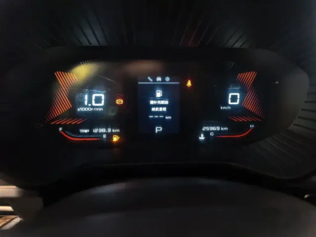Wuling Asta — Фото автомобиля 5