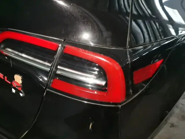 Tesla Model Y — Фото автомобиля 7