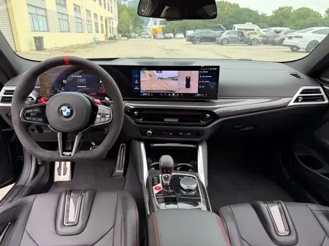BMW M4 — Фото автомобиля 10