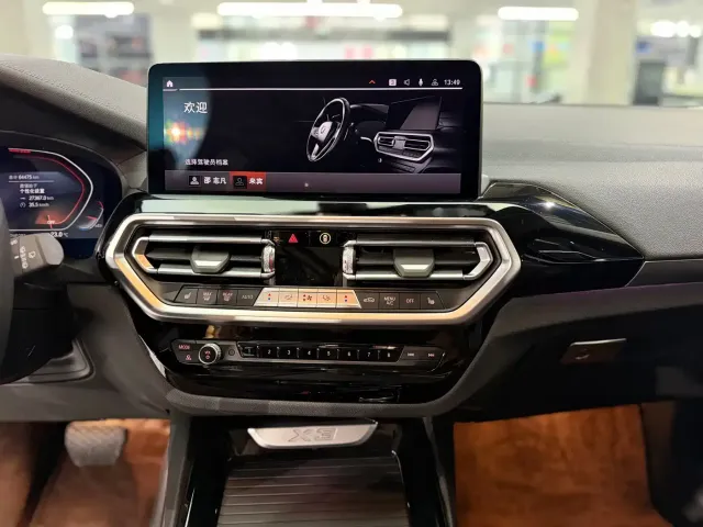 BMW X3 — Фото автомобиля 9